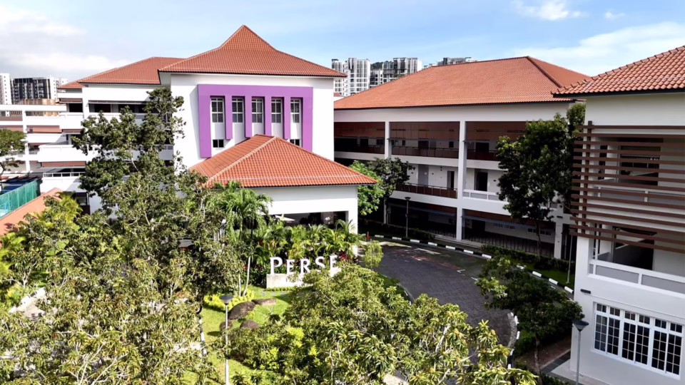 Banner Perse Relocation